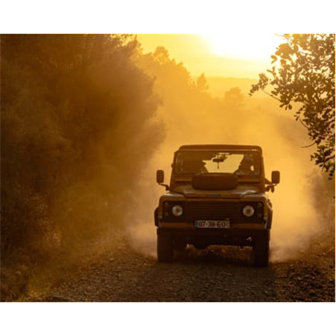 Jeep Safari Tour Privado para Até 5 Pessoas | Passeio Todo-o-Terreno em Famíli