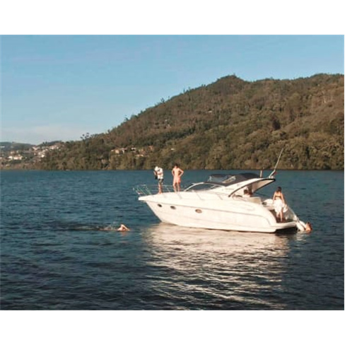 Iate no Douro p/ 8 | Atalaia Gold: 2hn(37 caracteres, incluindo espaços)