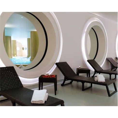 Relax no Axis Vermar 4* | Massagem e Zona Térmica p/ Dois. nnCaracteres: 55