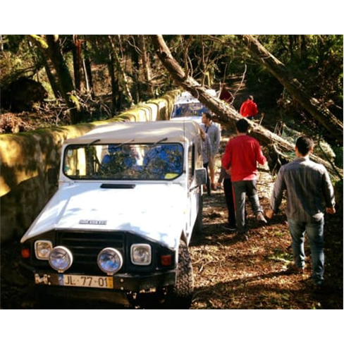 Passeio de Jipe em Sintra ou Arrábida a Dois | 4 Horas | Into The Nature Passei