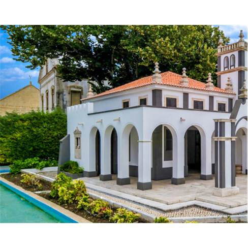 Portugal dos Pequenitos em ...radas Para a Família! Entrada de Adulto (>14 anos