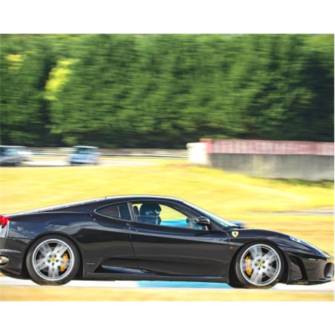Experiência de Co-Piloto num Ferrari F430 | Autódromo de Braga 1 Volta