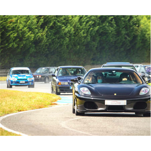 Ao Volante de um Ferrari F430 | Circuito de Braga 7 Voltas