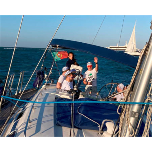 Passeio de Veleiro no Tejo com Welcome Drink | 2 Horas | Lisboa Passeio de Velei