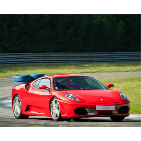 Ao Volante de um Ferrari F430 | Circuito de Braga 6 Voltas