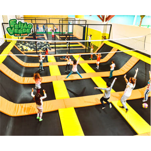 Feijão Verde Fun Park Monti...a! Entrada para 1 Pessoa (1-3 Anos ou >4) | 2 Hor