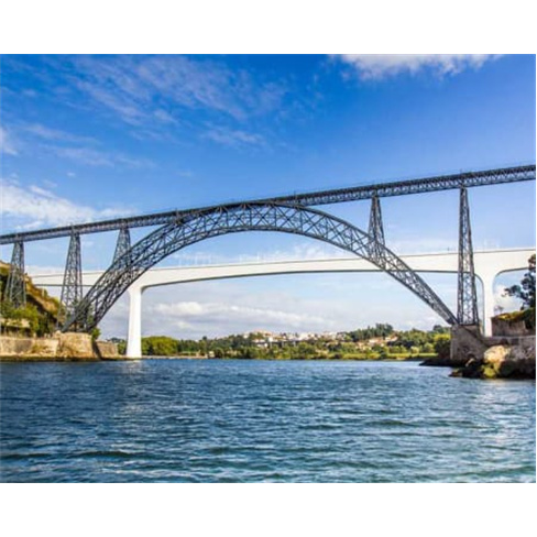 Cruzeiro das 6 Pontes no Douro em Barco Rabelo | Manos do Douro Cruzeiro das 6 P