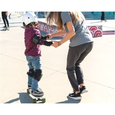 Aula em Grupo | 1h30 | Noah...Skate - Cascais Aula de Surf em Grupo | Época Alt