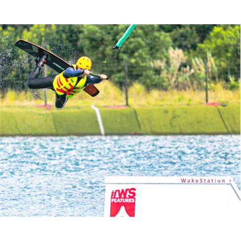 Aula de Wakeboard nos Açores | Wakeproject Azores - São Miguel Experiência pa
