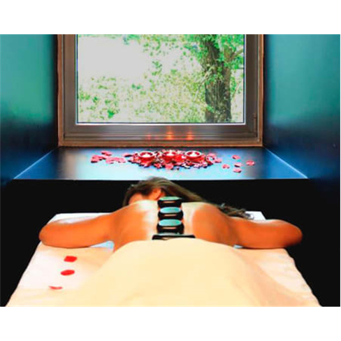 Momento Relax: Circuito de Águas + Massagem c/ Pedras Quentes | Spa Aqua Venus