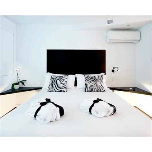 Absoluto Design Hotel 4* - ...apadinha a Dois no Norte 2 Noites + Pack Romântic
