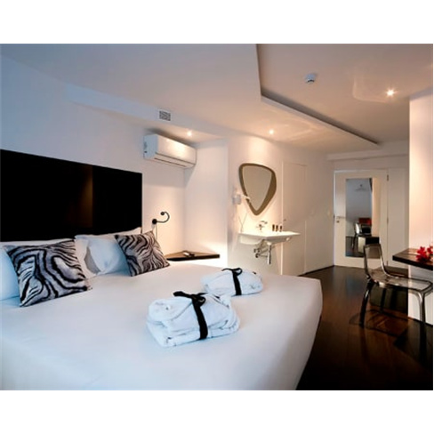 Absoluto Design Hotel 4* - ...apadinha a Dois no Norte 2 Noites + Pack Romântic