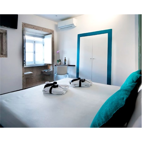 Absoluto Design Hotel 4* - ...apadinha a Dois no Norte 2 Noites + Pack Romântic