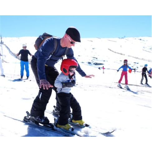 Ski ou Snowboard na Estância da Serra da Estrela | Forfait + Equipamento Comple