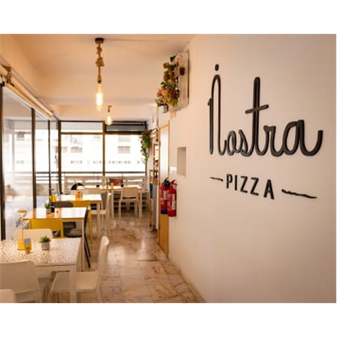 Entradas, Pizzas e Bebida para Dois em Telheiras | Nostra Pizza