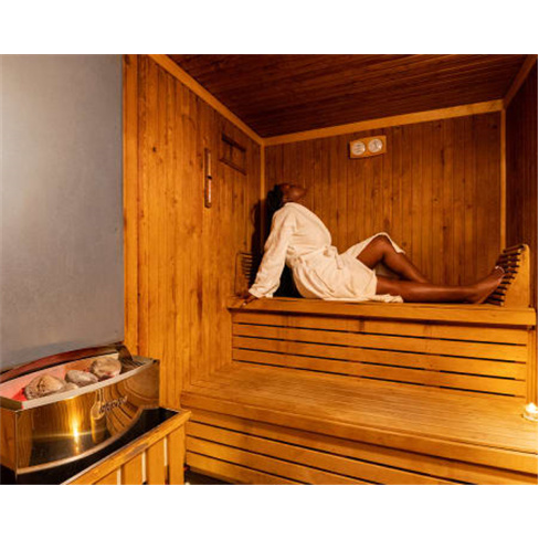 Satsanga Wellness Cascais 4... Massagem Relax na Cabeça, Costas e Ombros + Saun