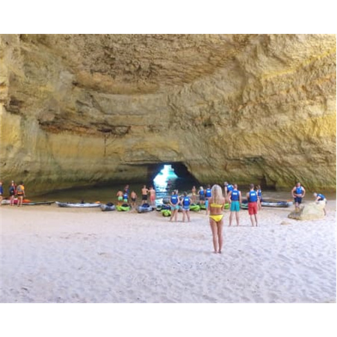 Passeio de Caiaque ou Stand Up Paddle pelas Grutas de Benagil | Diversão no Alg