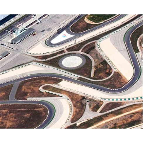 Condução de 3 Carros de Corrida no Autódromo Internacional do Algarve | Type