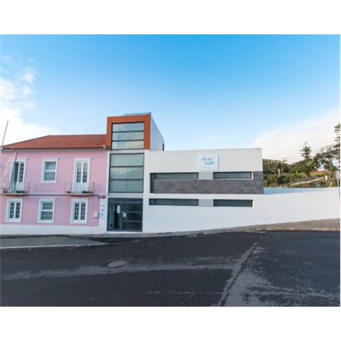 Change The World Hostels - ...nta Delgada | Estadia a Dois Junto ao Mar 2 Noites
