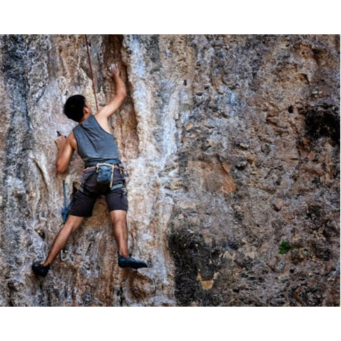 Escalada na Serra de Sintra: Adrenalina e Natureza! (40 caracteres)