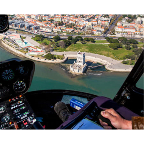Voo de Helicóptero Privado | 20 Minutos | Rota Premium Estoril e Cascais | Lisb