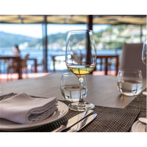 Porto Antigo Hotel - Cinfães | Jantar Romântico com Vista para o Rio Douro