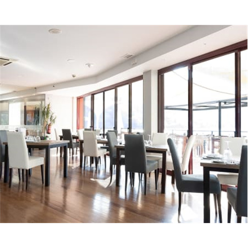 Porto Antigo Hotel - Cinfães | Jantar Romântico com Vista para o Rio Douro