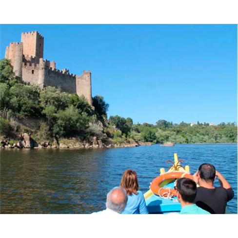 Tour em Vila Nova da Barqui...rque de Escultura Contemporânea Almourol e Galeri