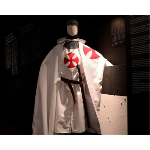 Tour em Vila Nova da Barqui...rque de Escultura Contemporânea Almourol e Galeri