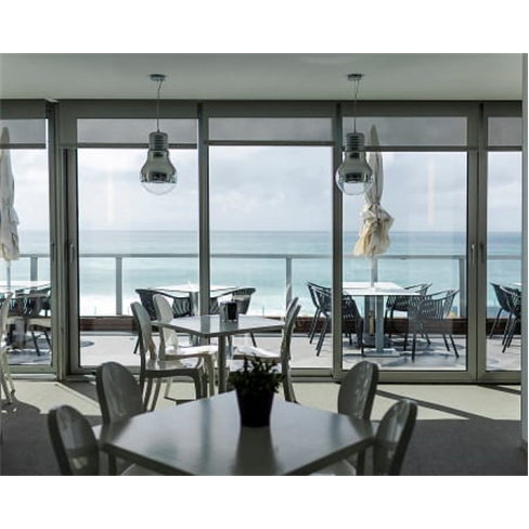 Jantar no Arribas Terrace na Praia Grande em Sintra com Vista para o Mar