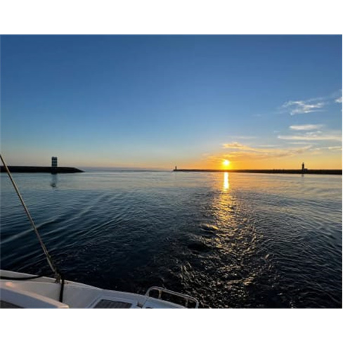 Passeio de Veleiro no Douro...sseio de Veleiro no Douro + Welcome Drink + Sunset