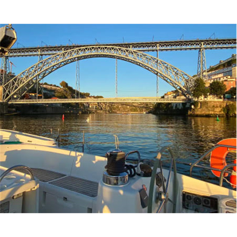 Passeio de Veleiro no Douro com Welcome Drink | Programa Romântico a Dois! Dour