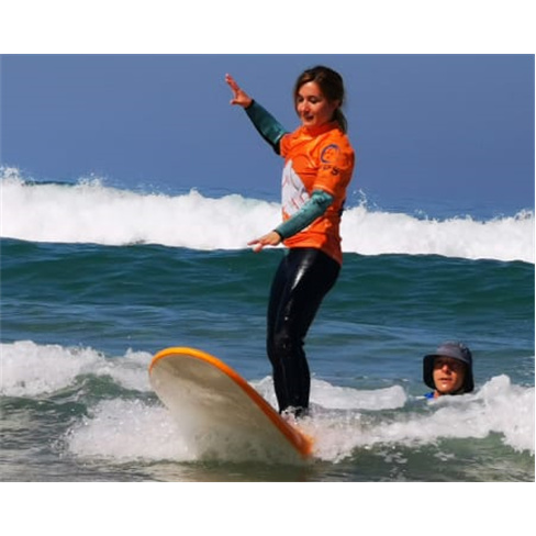 Aula de Surf na Praia da No...rfing Hut - Costa de Caparica Aula de Surf Privada