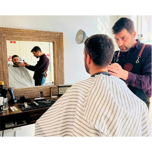 Corte de Cabelo Masculino com Opção de Barba | O Barbeiro de Leiria Corte de C