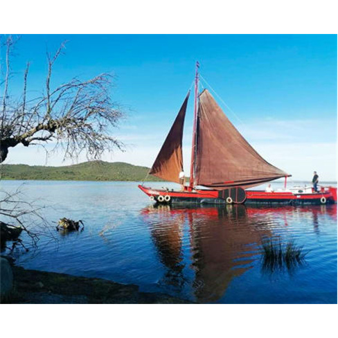 Navegação no Alqueva e Refeição à Vela | Centro Náutico Monsaraz