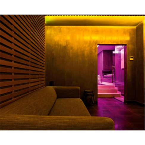 Programa Relax no Algarve! ...Acesso à Área Vitality + Massagem Relax | 1 Pess