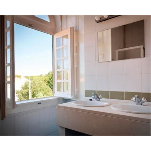 Train Spot Guesthouse | Noi...Comboios em Marvão 2 Noites + Passeio de Rail Bik