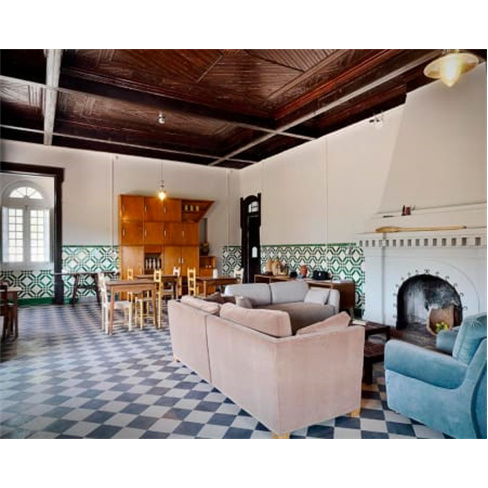 Train Spot Guesthouse | Noi...Comboios em Marvão 2 Noites + Passeio de Rail Bik