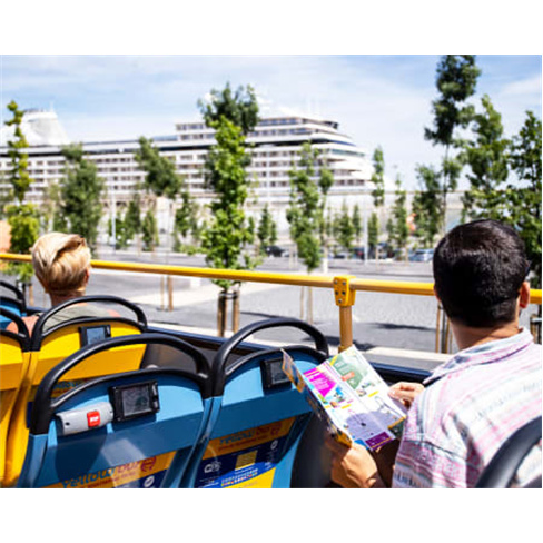 Belém Lisbon & Modern Bus Tour! Passeio em Autocarro Panorâmico + Visita ao Oc