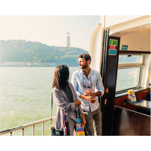 Yellow Boat River Tour! Pas...Vista para a «Cidade das 7 Colinas» Bilhete Adul