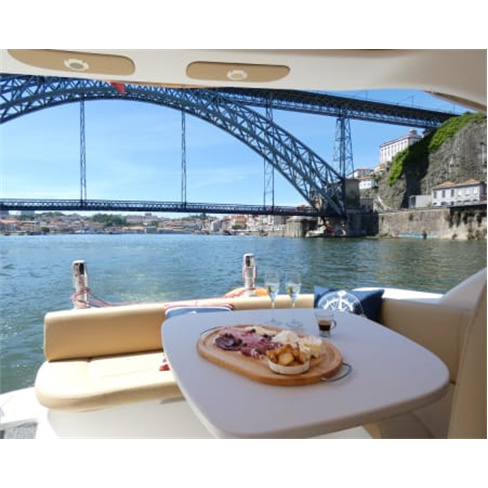 Passeio de Barco no Rio Dou...to Passeio de Barco Privado no Rio Douro | 4 Horas