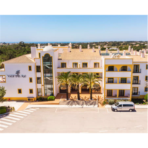 Meio Dia no Spa Vegan do Vale d'El Rei Hotel & Villas 4* | Massagem Relax + Cir