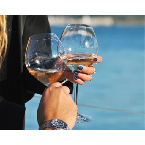 Passeio de Barco no Tejo com Prova de Vinhos para Dois | Wine Sailors - Lisboa