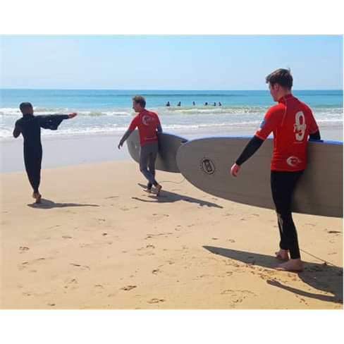 Aula de Surf ou Bodyboard a Dois na Costa da Caparica | Ondas d'Aventura