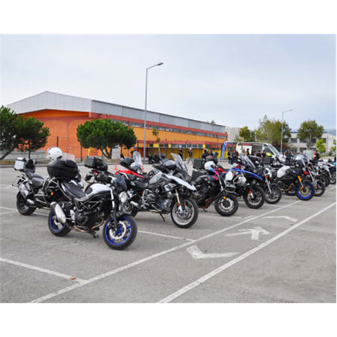 Curso de Condução de Moto em 7 Horas na ACM Faro. (45 caracteres)