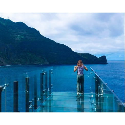 Descubra a Zona Este da Ilha da Madeira em 8 horas! Bilhete de Criança Oferta.