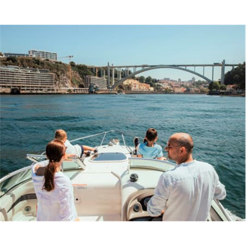 Aluguer de Barco no Rio Douro p/ 8 Pessoas | Sem Tripulação | Dia Inteiro