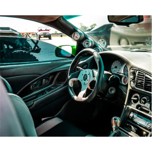 Emoção VIP: Conduza os Carros de "Velocidade Furiosa" em Paris!