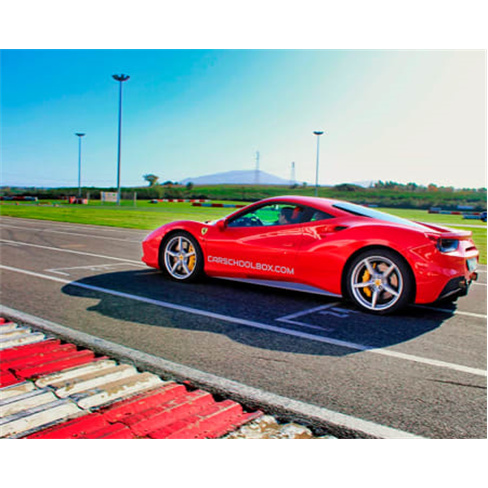 Experiência VIP: Sinta a Adrenalina no Ferrari F488 GTB em Vallelunga.