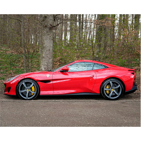 Experiência VIP: Aluguer de Ferrari Portofino por 1 Dia - 150Km Incluídos! Su